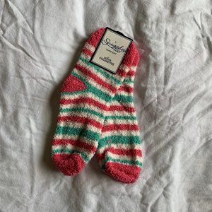 NWT Snugadoo Fuzzy Socks